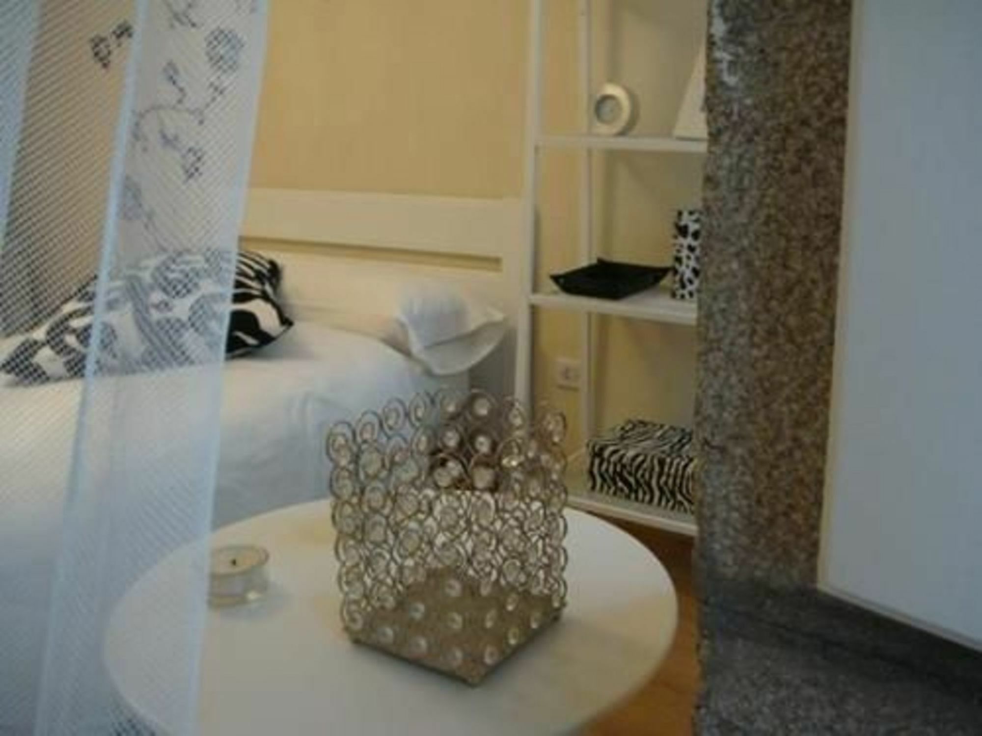 100068 4 Bedroom By Mo Appartamento *